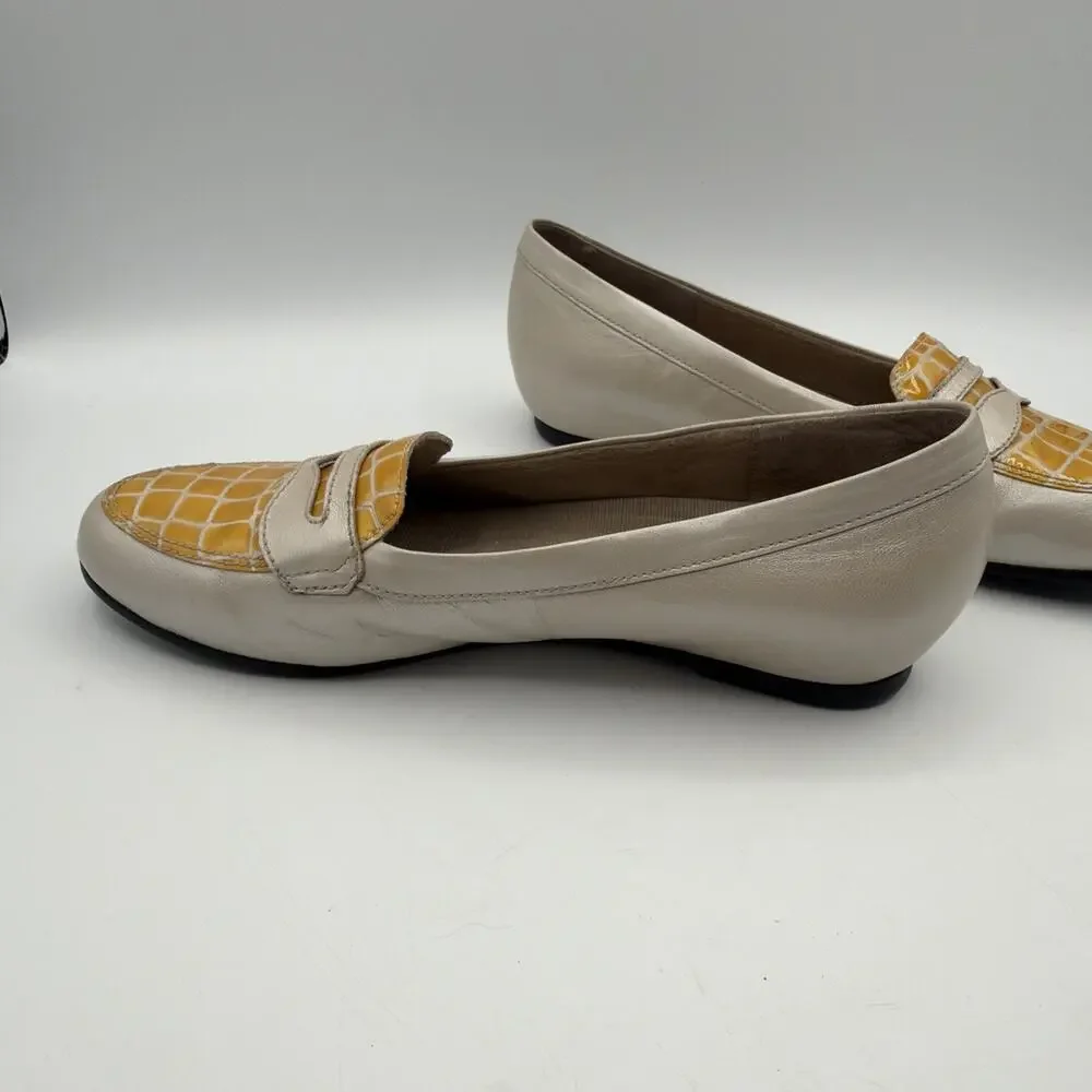 MUNRO Carrie Pearl Leather Yellow Embossed Vamp Loafers Womens Size 9